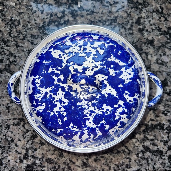 Golden Rabbit Cobalt Swirl Mini Dutch Oven. Excellent condition - Picture 2 of 6